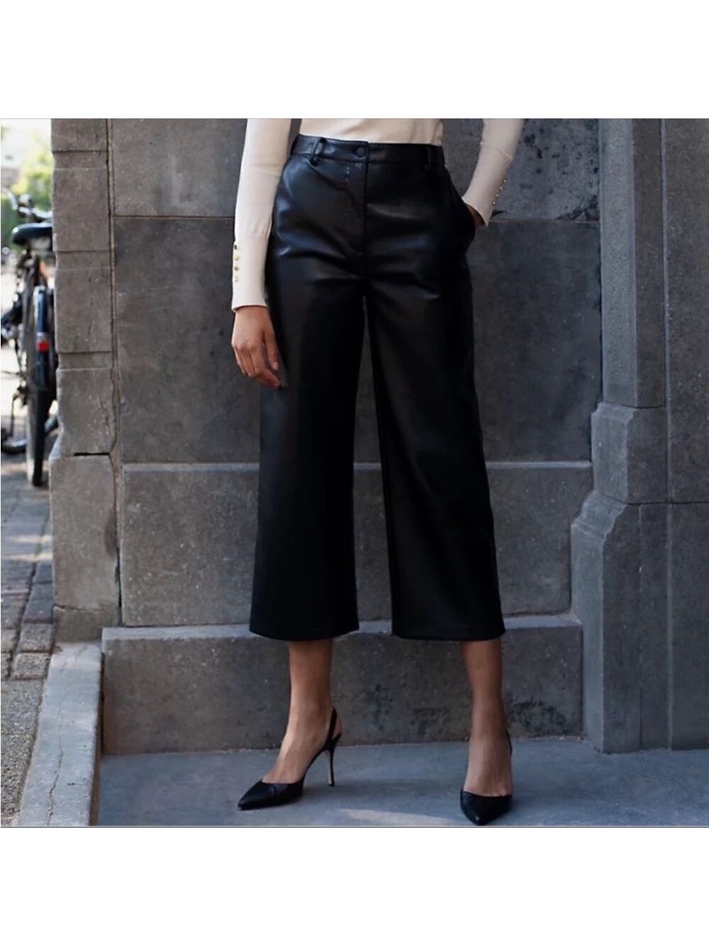 Aritzia Babaton Black Vegan Leather Coney Pant Sz 00